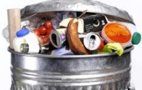 60 % italiani getta il cibo almeno una volta a settimana