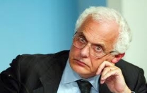 Visco: sacrifici inevitabili ma sull’evasione andava fatto di più